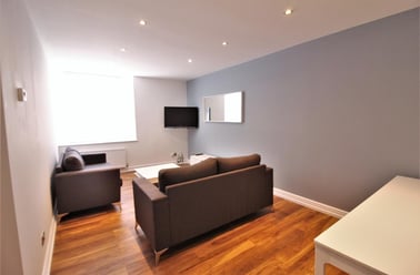 Westgate Road, Newcastle Upon Tyne, Newcastle - Image 2